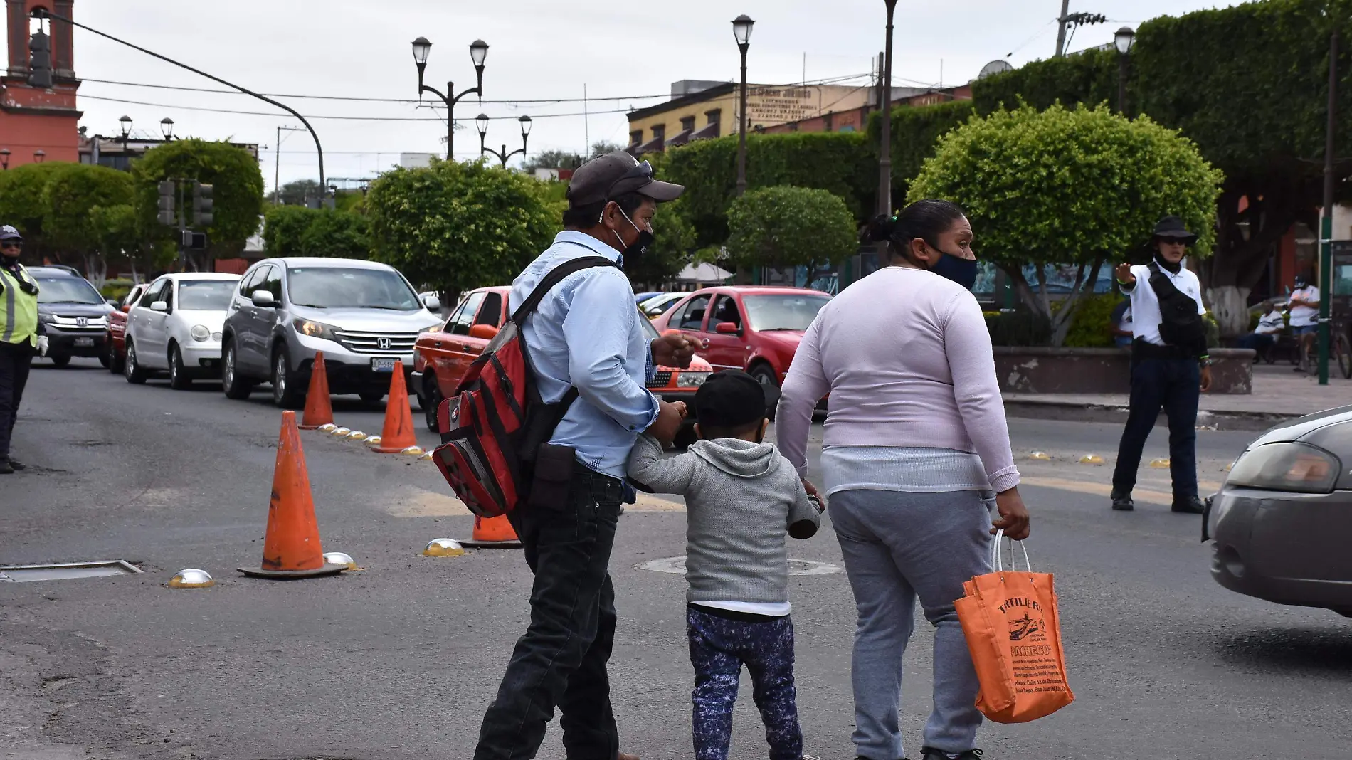 SJR Contagios familiares